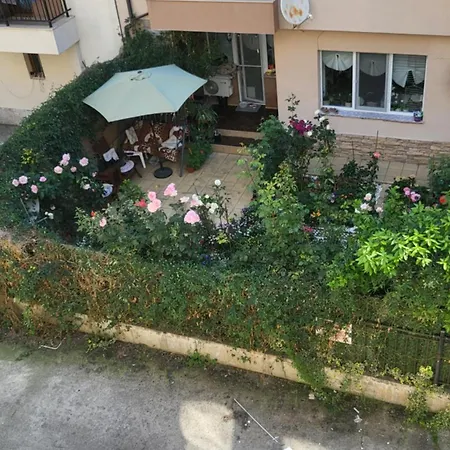 делукс -тюркоазен релакс Appartement Pomorie